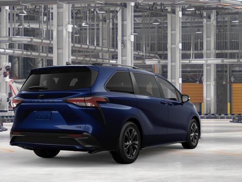 New 2026 Toyota Sienna XSE image 9