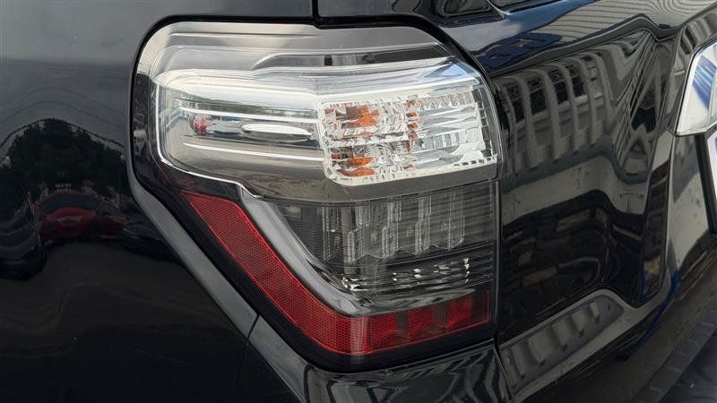 Used 2017 Toyota 4Runner Limited AWD/4WD image 12