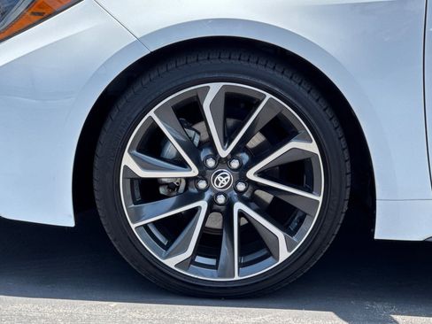 Certified 2022 Toyota Corolla SE w/ Carpet Mat Package (TMS) FWD image 31