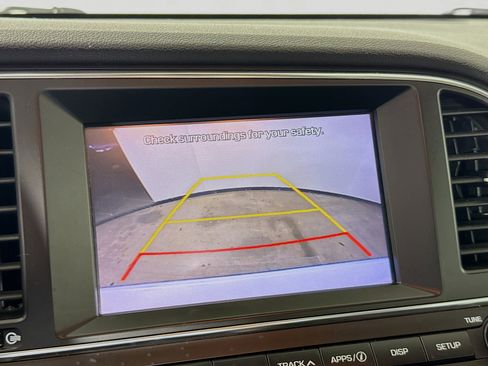 Used 2017 Hyundai Elantra Value Edition FWD image 14