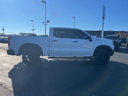 Used 2024 Chevrolet Silverado 1500 ZR2 image 6