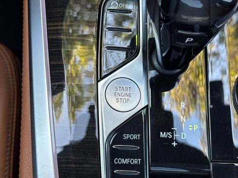 Used 2019 BMW X5 xDrive40i w/ Executive Package AWD/4WD image 23