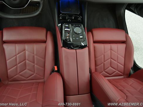 Used 2024 BMW 530i w/ M Sport Package image 19