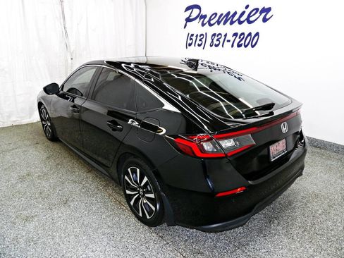 Used 2024 Honda Civic EX-L image 4