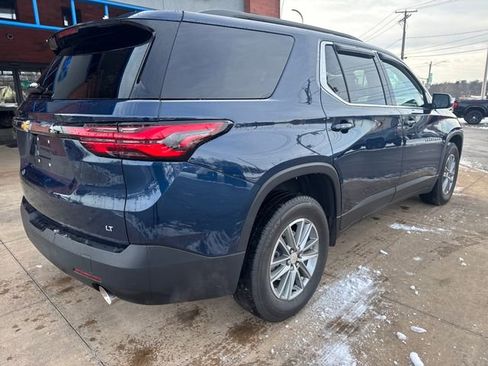 Used 2023 Chevrolet Traverse LT image 11