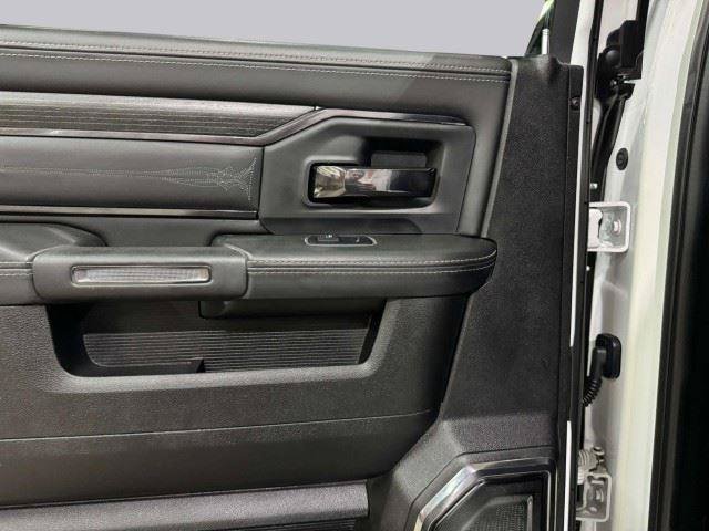 Used 2022 RAM 2500 Limited AWD/4WD image 37