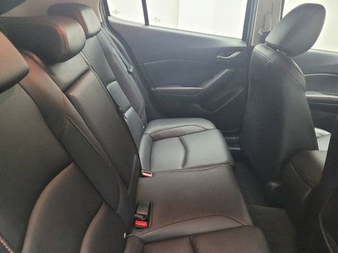 Used 2016 MAZDA MAZDA3 i Grand Touring image 19