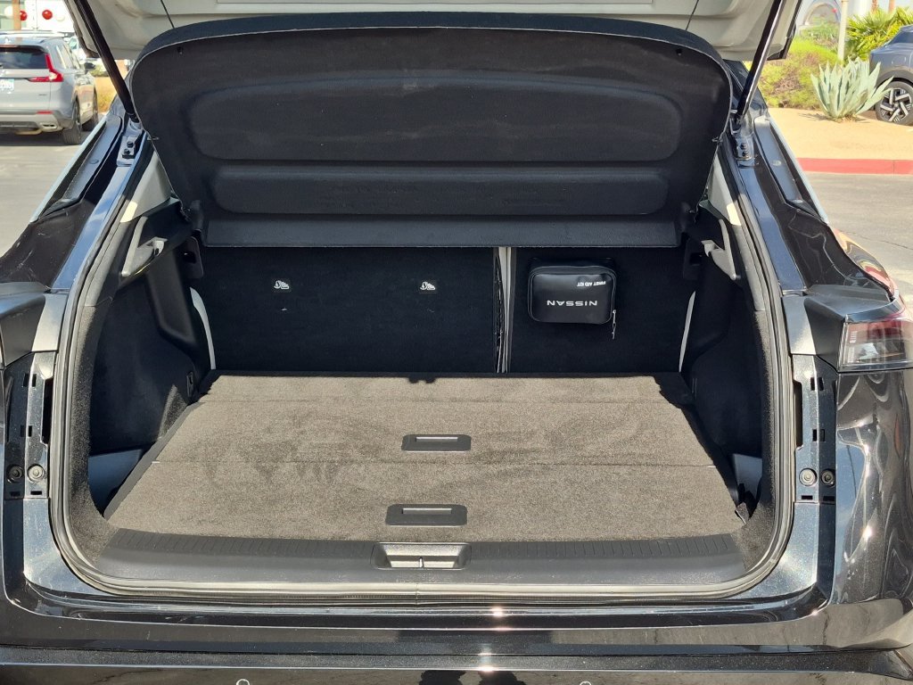 Used 2024 Nissan Ariya FWD image 30