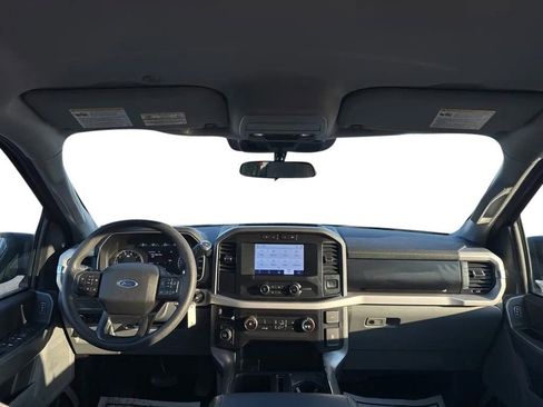 Used 2021 Ford F150 XLT image 32