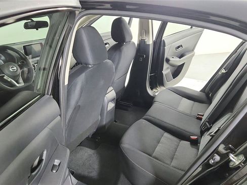 Used 2024 Nissan Sentra SV FWD image 16