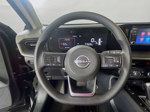 Used 2025 Nissan Kicks S FWD image 12