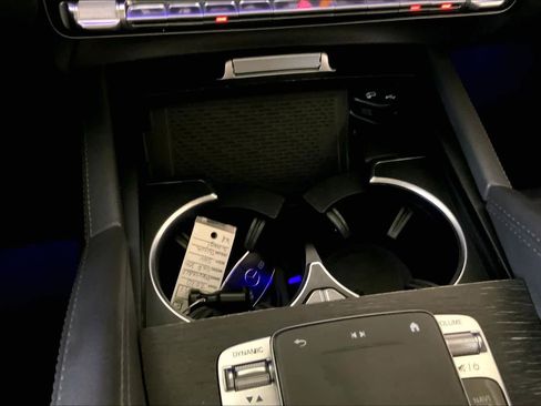 Used 2020 Mercedes-Benz GLE 350 4MATIC image 33