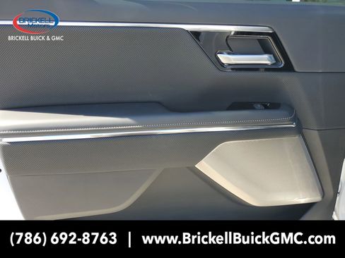 New 2025 GMC Sierra EV Denali image 9