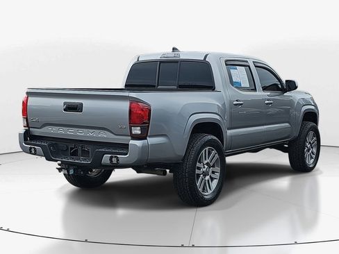 Used 2023 Toyota Tacoma SR image 5