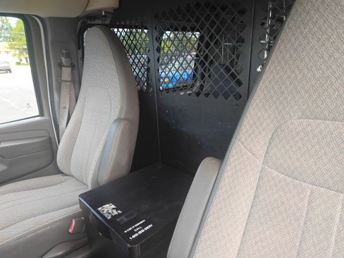 Used 2012 Chevrolet Express 1500 AWD image 20