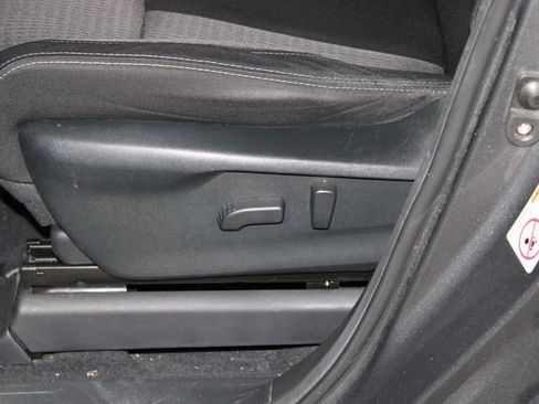 Used 2020 Subaru Ascent Premium w/ Convenience Package image 16