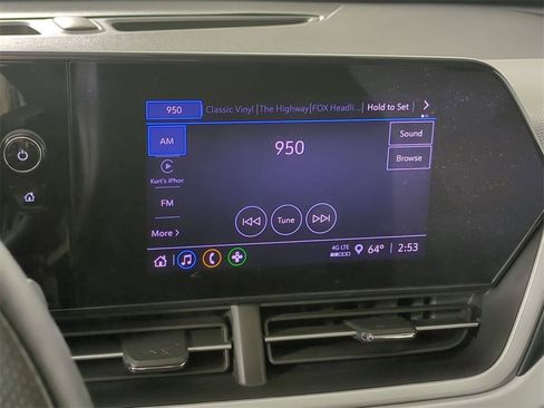 Used 2024 Chevrolet Trax LS w/ LS Convenience Package image 13