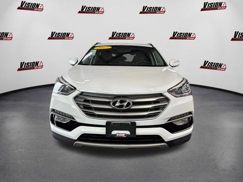 Used 2017 Hyundai Santa Fe Sport image 2