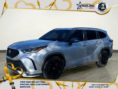 Used 2023 Toyota Highlander XSE