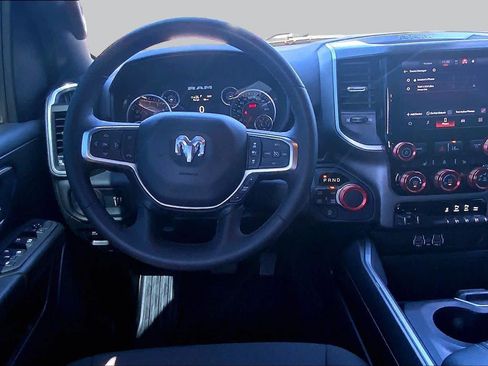 Used 2025 RAM 1500 Big Horn AWD/4WD image 6