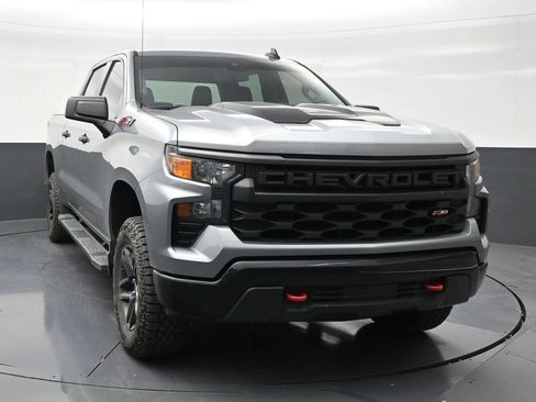 Used 2024 Chevrolet Silverado 1500 Custom Trail Boss AWD/4WD image 7