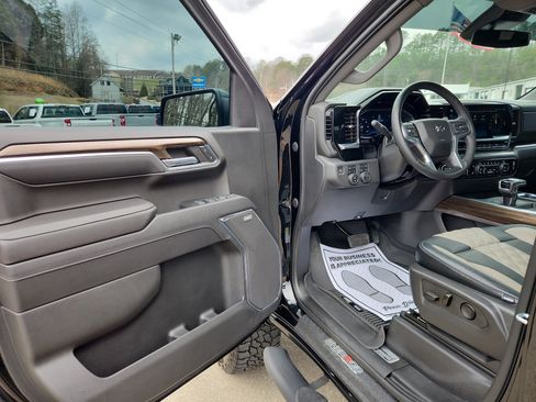 Used 2023 Chevrolet Silverado 1500 RST w/ All Star Edition Plus image 10