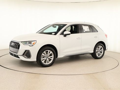 New 2025 Audi Q3 2.0T Premium image 13
