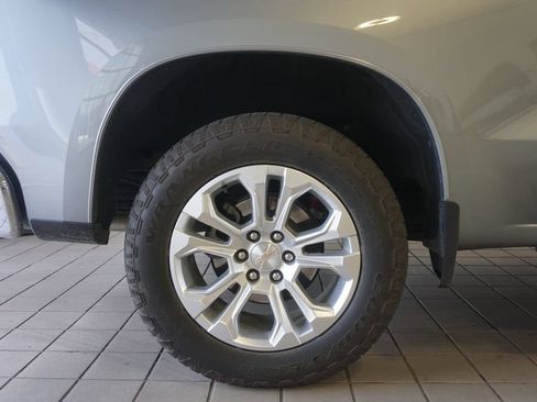 Used 2023 Chevrolet Silverado 1500 LTZ w/ LTZ Premium Package AWD/4WD image 32