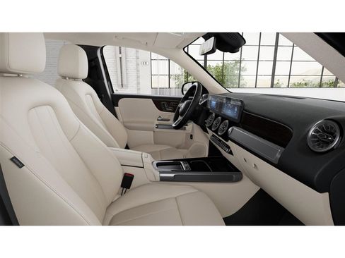 New 2026 Mercedes-Benz GLB 250 4MATIC image 4