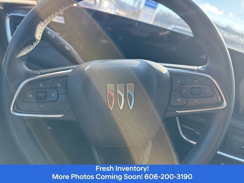 Used 2024 Buick Encore GX Sport Touring image 10