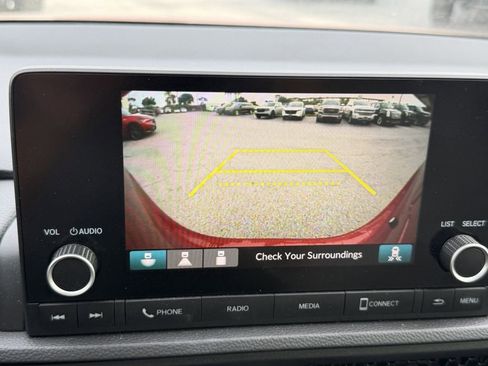 Used 2025 Honda CR-V EX image 23