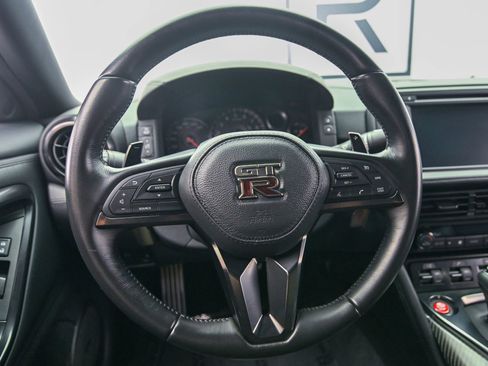 Used 2024 Nissan GT-R Premium w/ Floor Mat Package AWD/4WD image 42