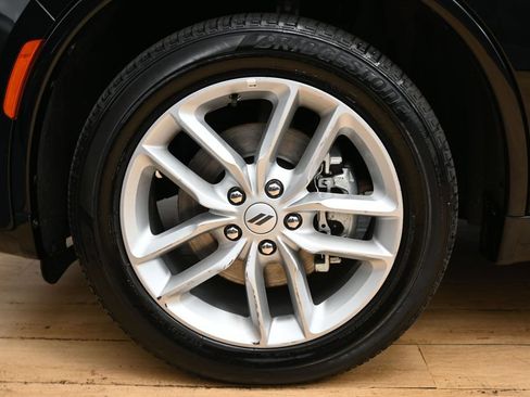 Used 2025 Dodge Durango GT AWD/4WD image 11