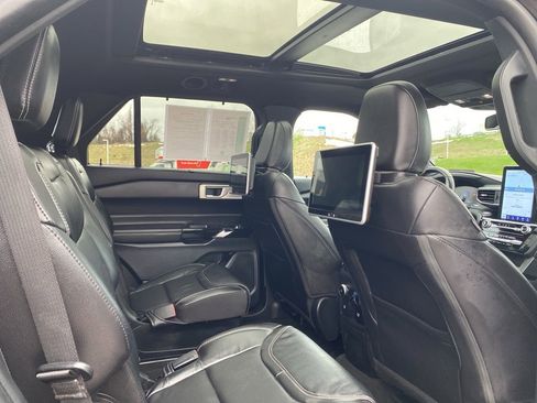 Used 2023 Ford Explorer ST w/ Equipment Group 401A image 17