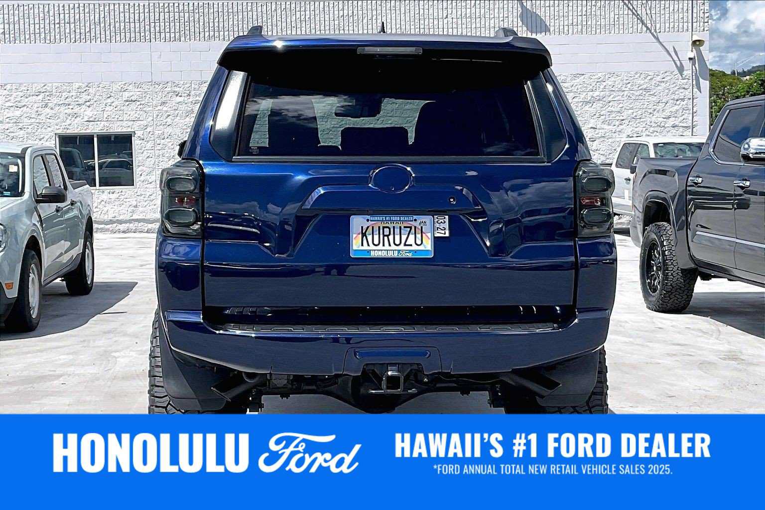 Used 2021 Toyota 4Runner SR5 AWD/4WD image 5