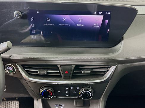 Used 2025 Buick Encore GX Preferred image 24