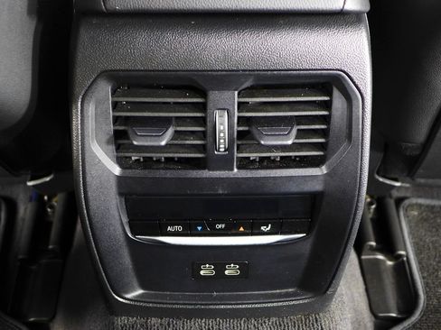 Used 2023 BMW i4 eDrive35 RWD image 24