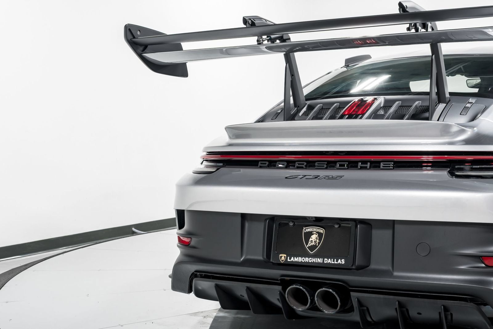 Used 2025 Porsche 911 GT3 RS RWD image 49