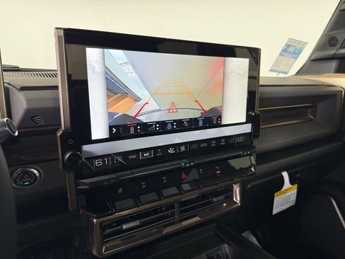 New 2025 GMC Hummer EV 3X w/ Extreme Off-Road Package image 21