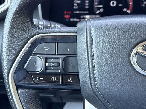 Used 2024 Toyota Tundra Limited AWD/4WD image 21
