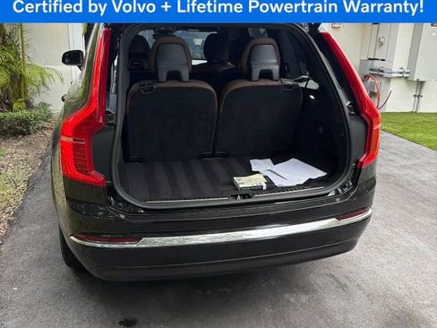 Used 2023 Volvo XC90 B6 Plus image 8