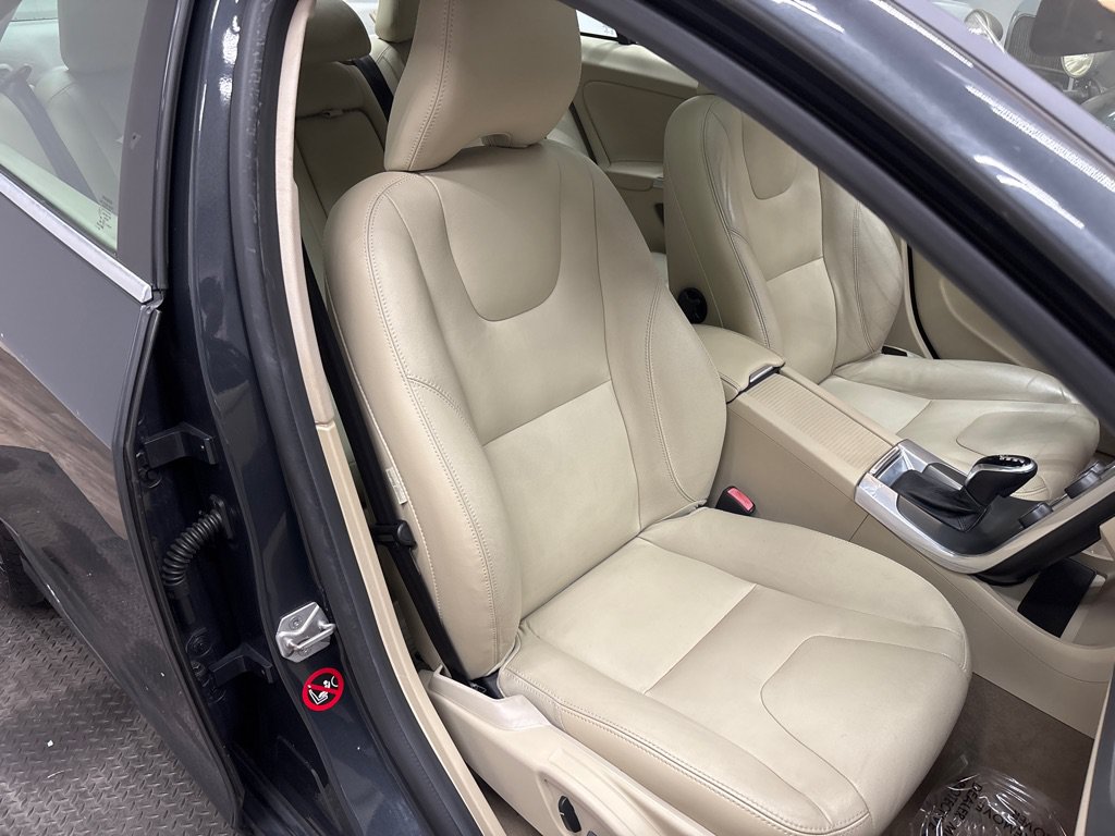 Used 2015 Volvo S60 T5 Premier Plus FWD image 39