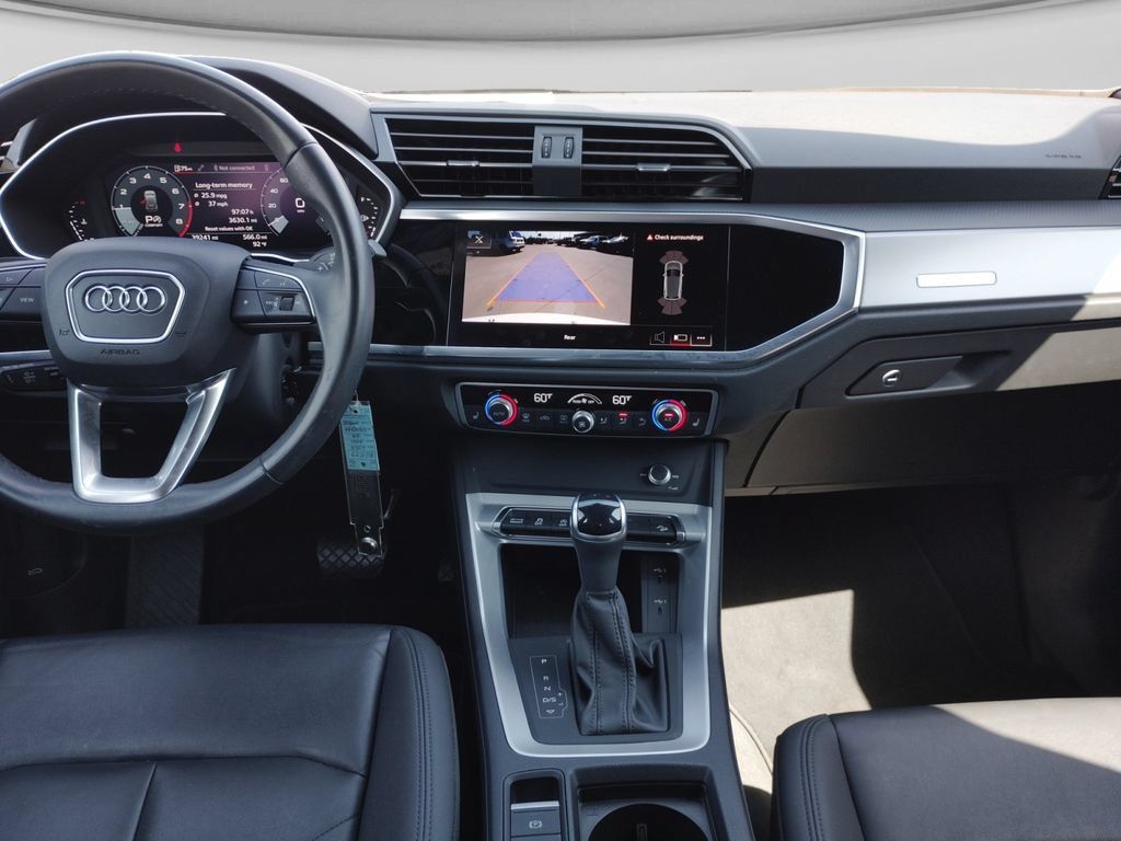 Used 2025 Audi Q3 2.0T Premium AWD/4WD image 11