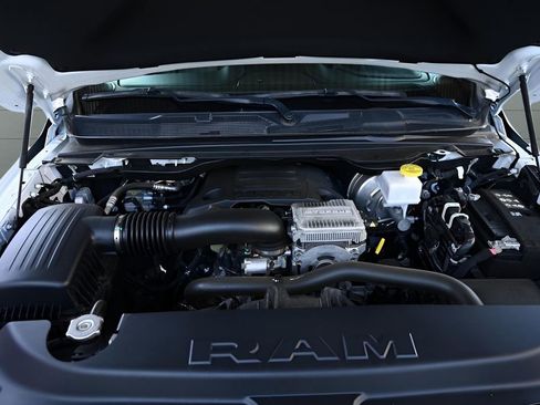 Used 2023 RAM 1500 Limited w/ Body Color Bumper Group image 39