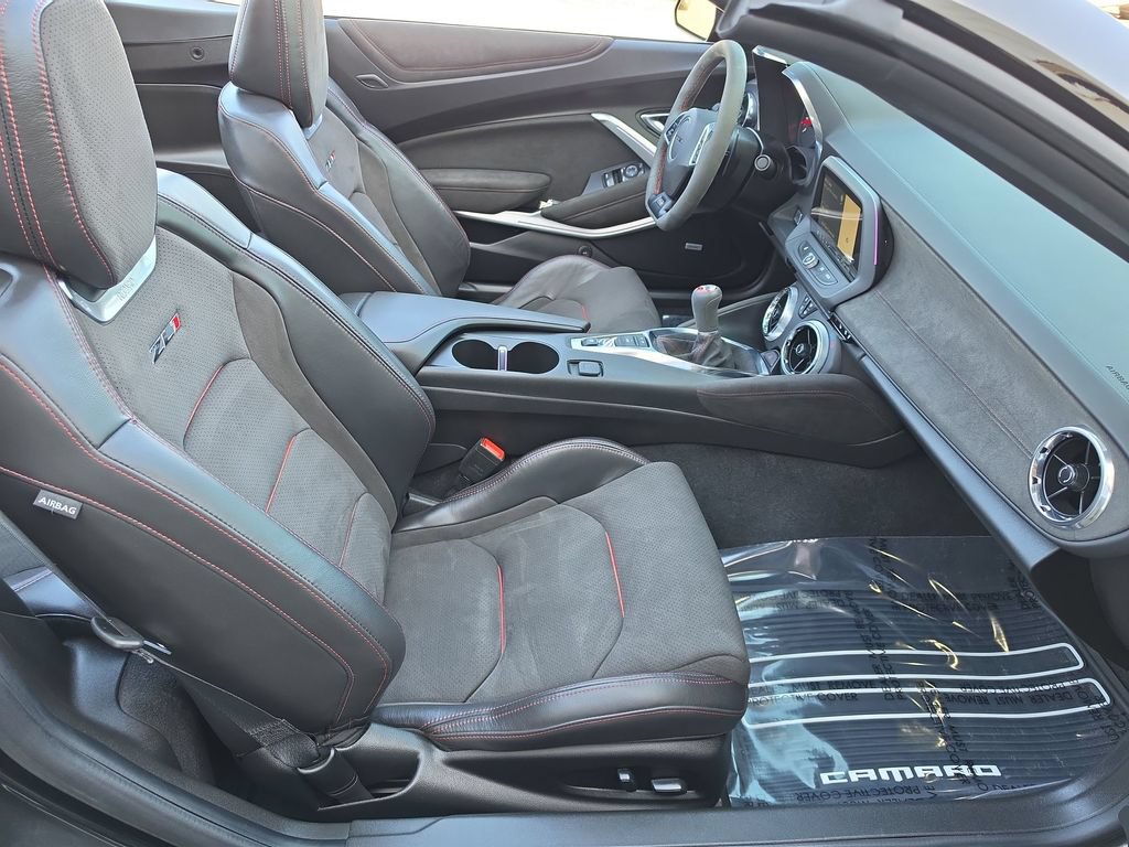 Certified 2021 Chevrolet Camaro ZL1 w/ LPO, ZL1 Protection Package RWD image 33