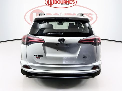 Used 2017 Toyota RAV4 XLE w/ All Weather Liner Package AWD/4WD image 8