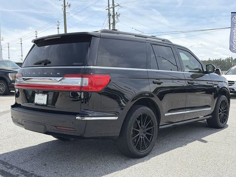 Used 2020 Lincoln Navigator Reserve w/ Equipment Group 208A Reserve AWD/4WD image 7