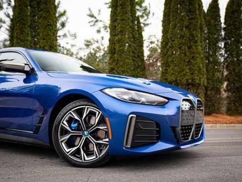 Used 2022 BMW i4 M50 w/ Premium Package image 7