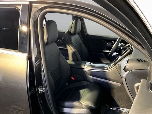 Used 2026 Mercedes-Benz GLC 300 4MATIC image 8