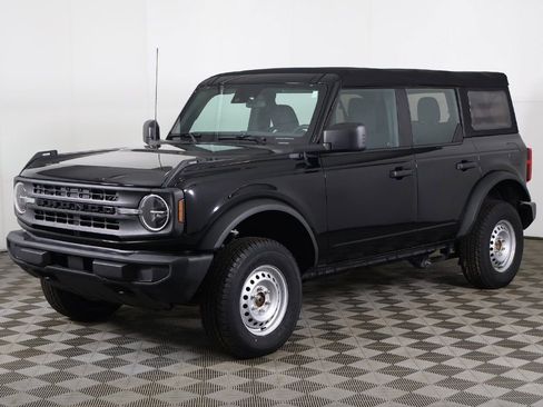 Used 2023 Ford Bronco 4-Door image 5